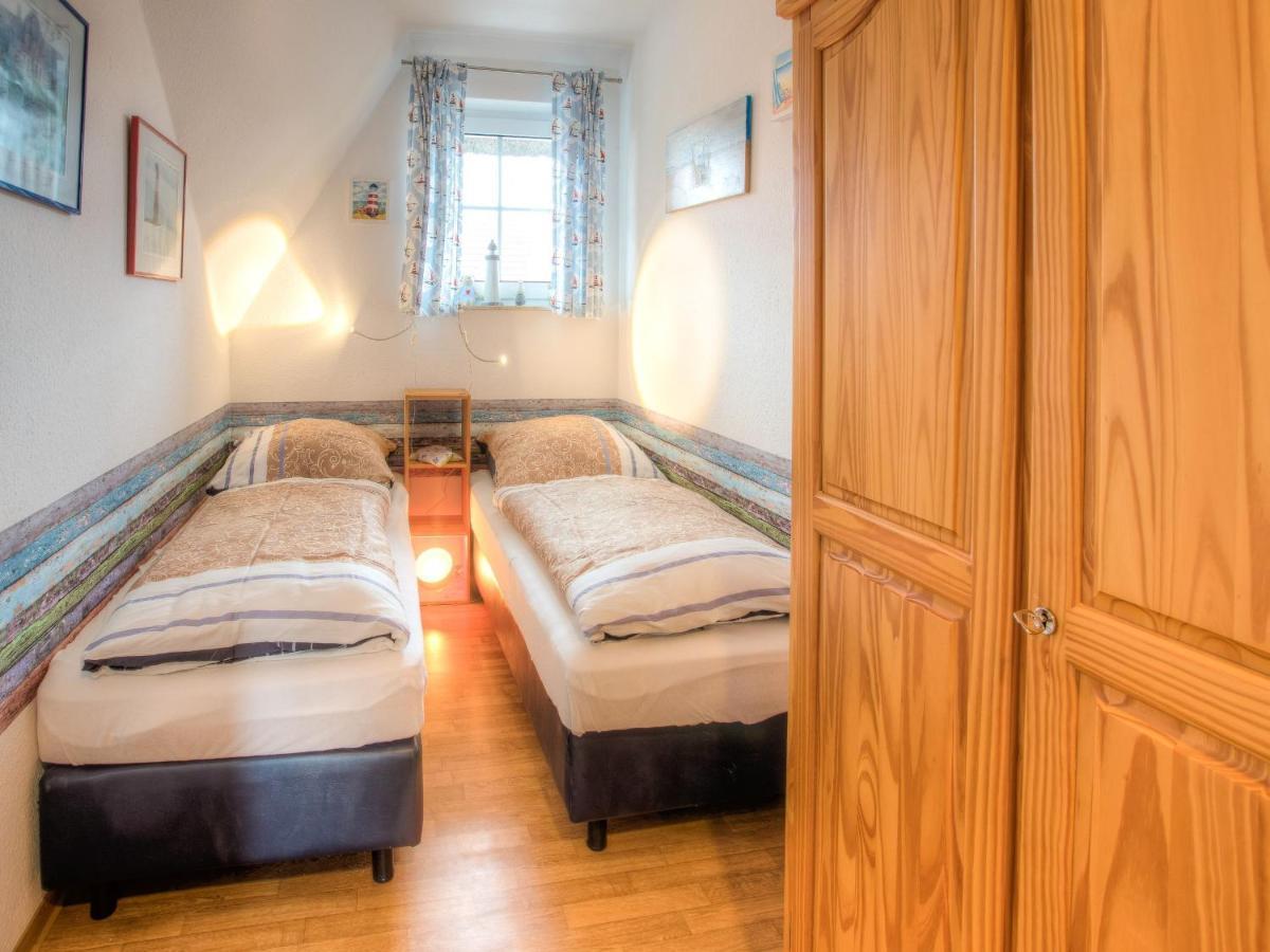 Ferienwohnung Fokuhl Im Strohhus Hooksiel Schillig Exterior foto