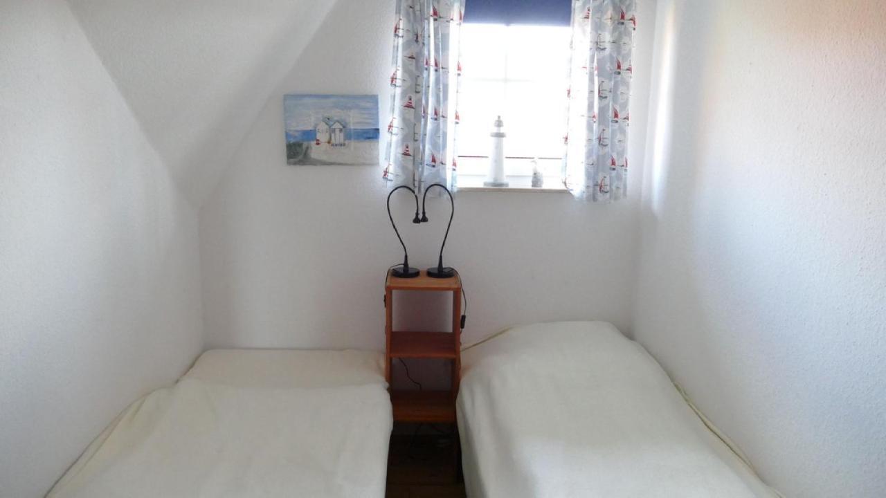 Ferienwohnung Fokuhl Im Strohhus Hooksiel Schillig Exterior foto