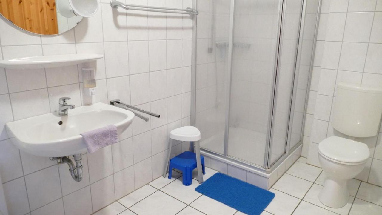 Ferienwohnung Fokuhl Im Strohhus Hooksiel Schillig Exterior foto